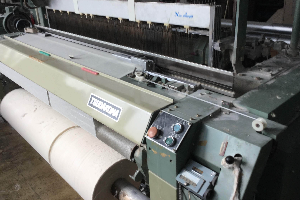 育児工房のオーガニックガーゼを生産する知多木綿の生産工場(愛知県半田市)